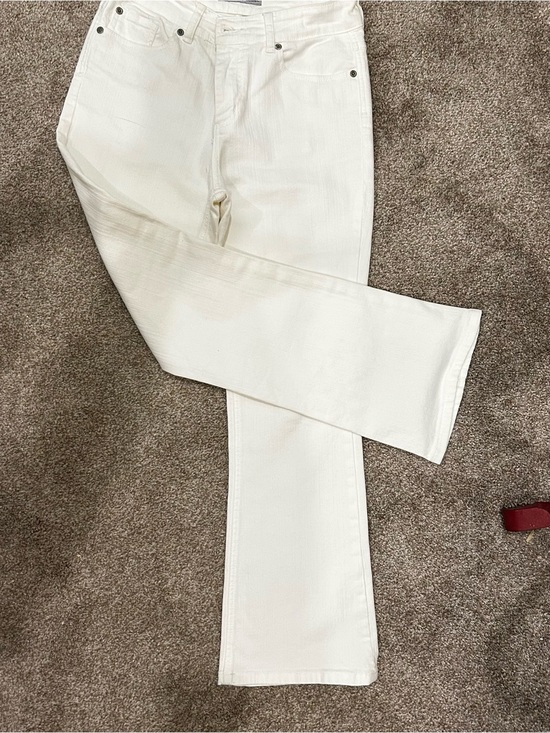 Chico's Pants - Chico's White Boot-Cut Jeans size 0.5